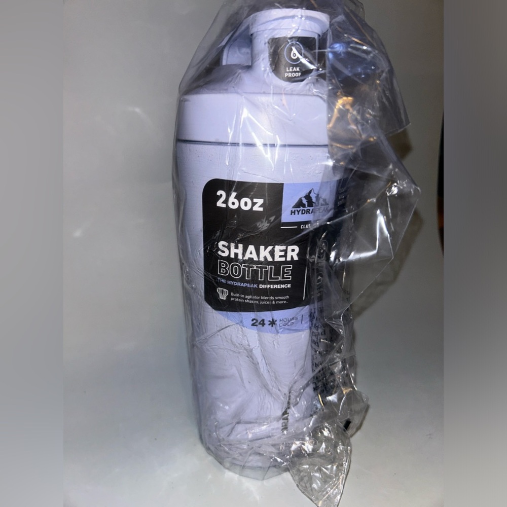 Hydra Cup White Shaker Bottle